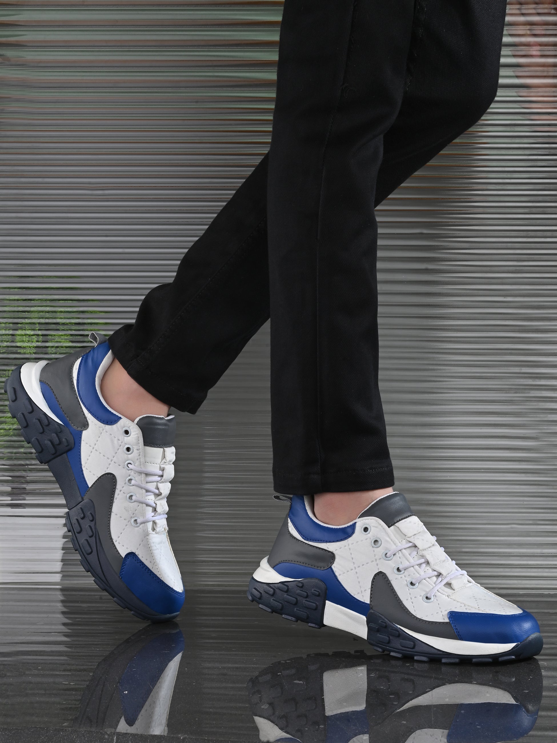 White Sneaker Shoes - indiflux.store